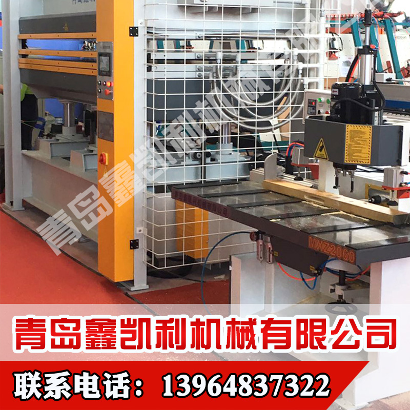 貼面熱壓機(jī)出現(xiàn)漏油情況怎么辦？