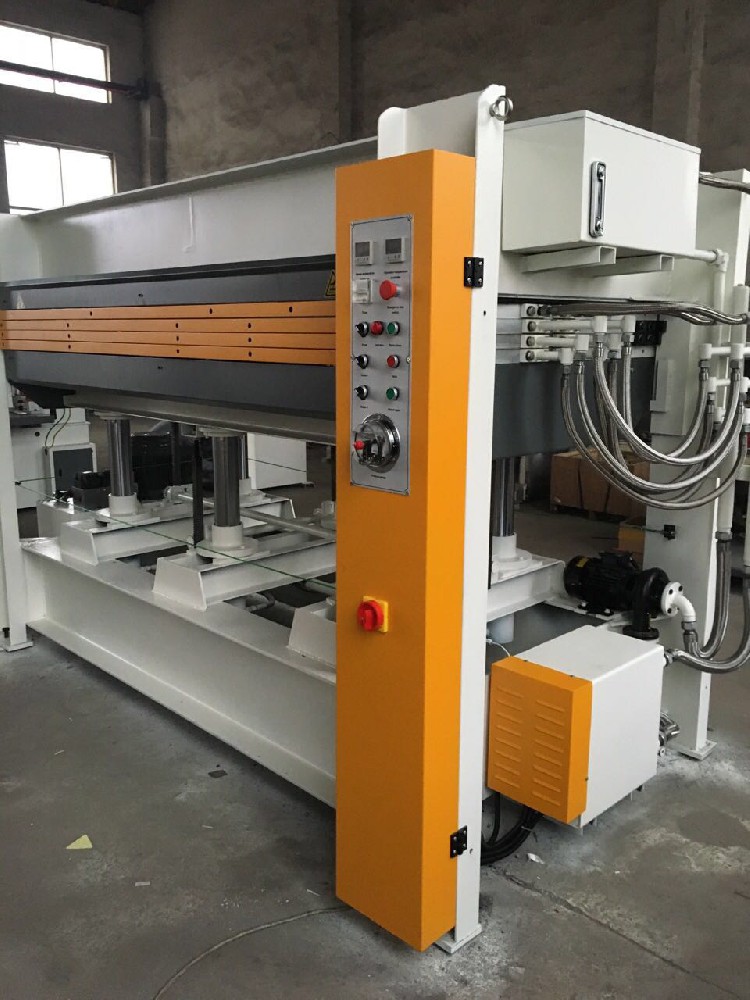 貼面熱壓機(jī)防潮